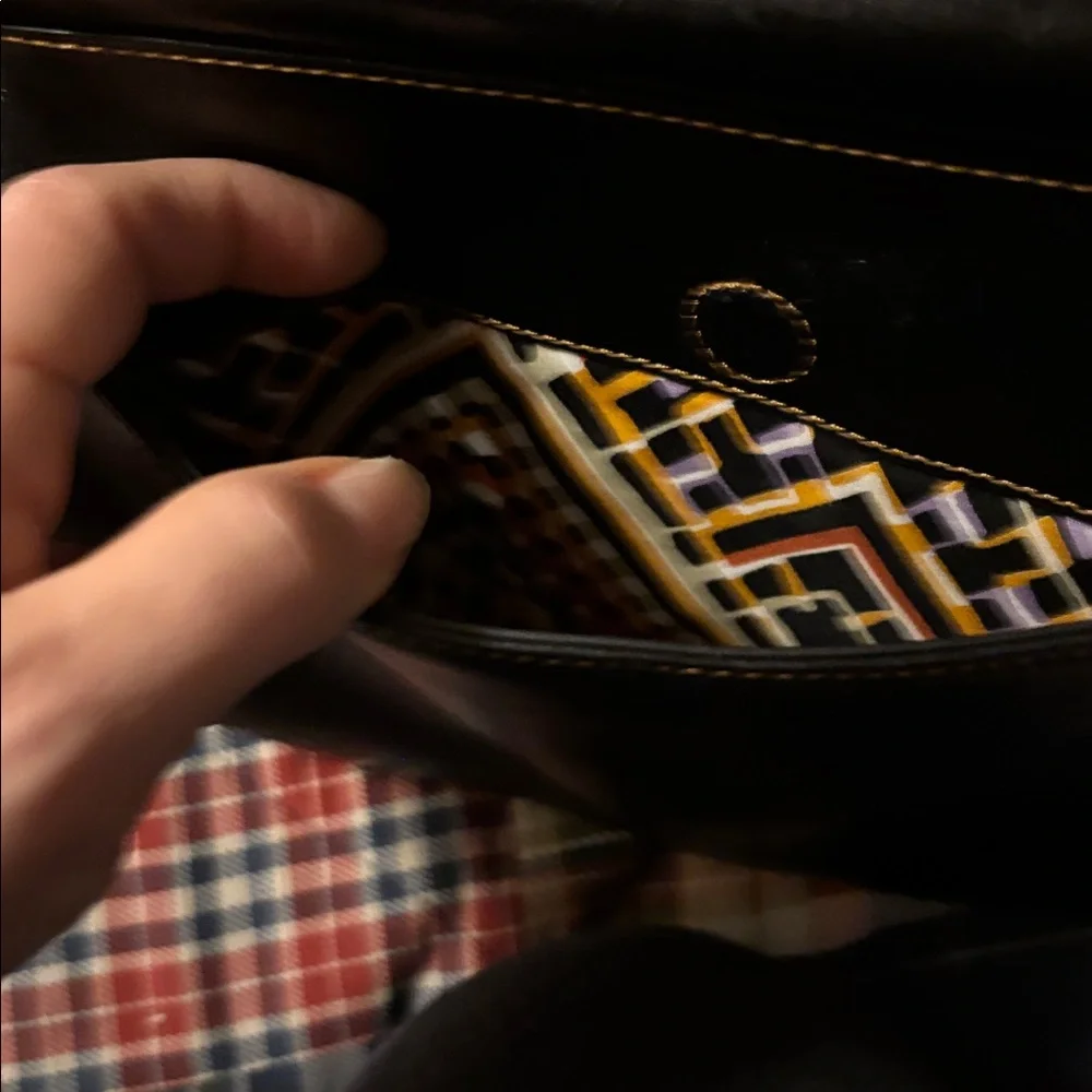 Vera Bradley black leather saddle Bag - Picture 7 of 9